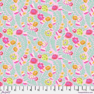 PWTP243.LUNAR-Flowerfield-Tula-Pink-FreeSpirit-L'atelierdenadia www.latelierdenadia.com