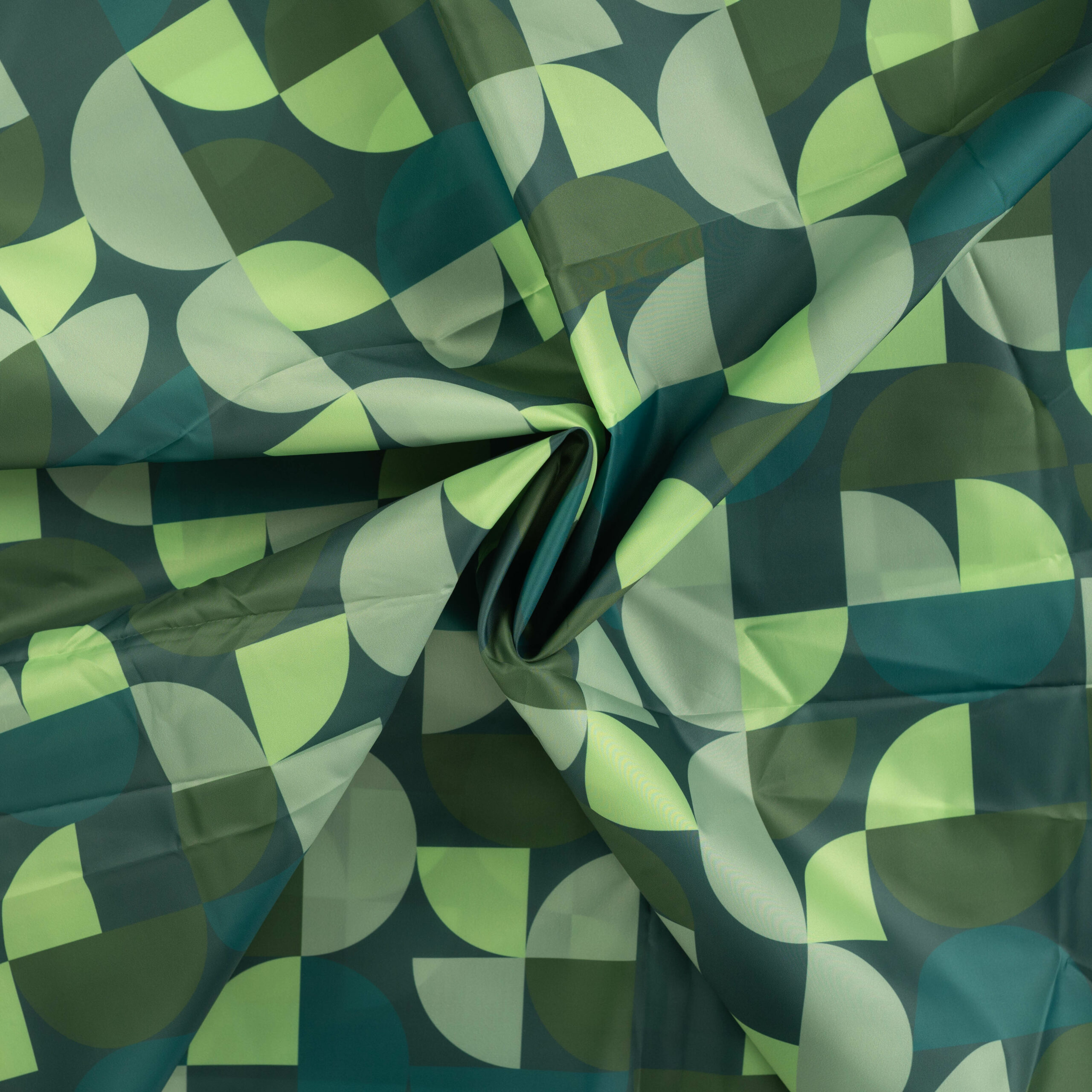 tissu-poncho-Q22795-941 www.latelierdenadia.com