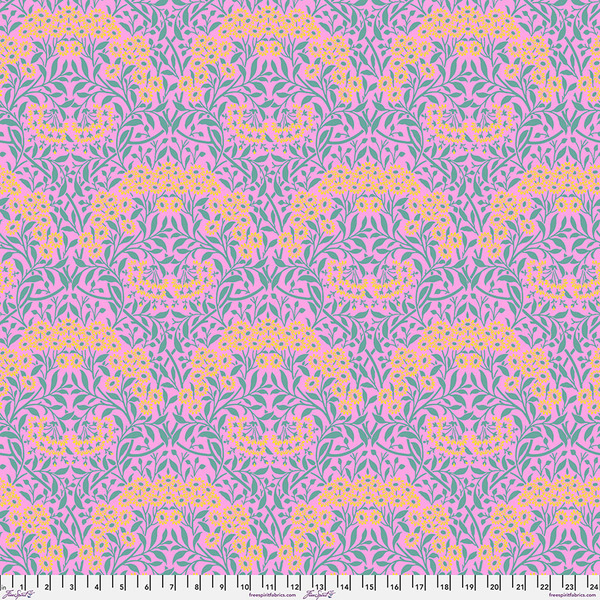 PWKW007.PINK_Kaffe-fassett