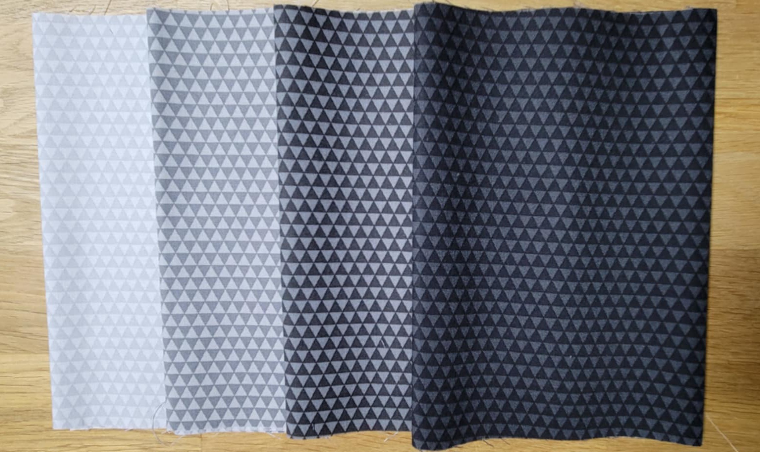 lot de coupons_graywork_L'Atelier-de-Nadia_77130.Marolles sur Seine